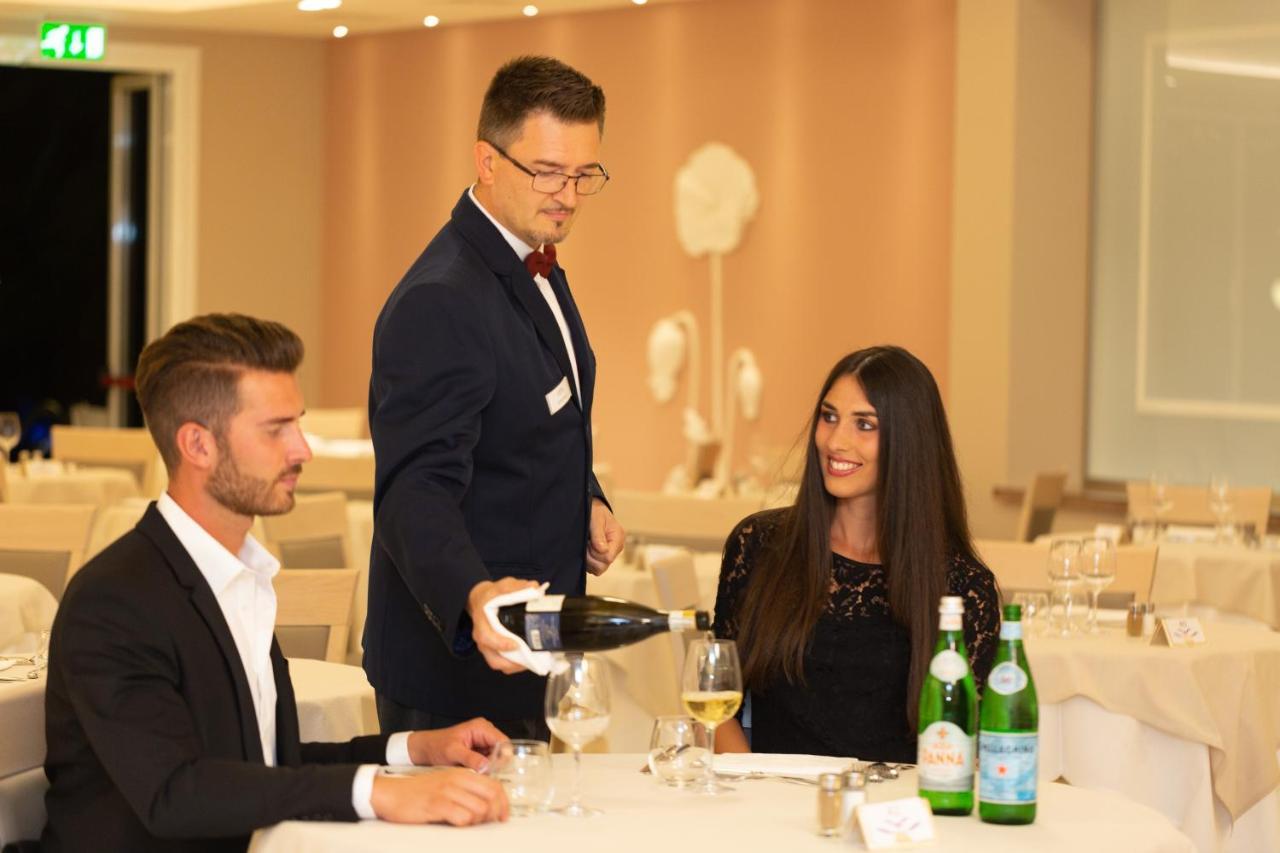 Hotel Savoia Thermae & Spa (Adults Only) 아바노테르메 외부 사진