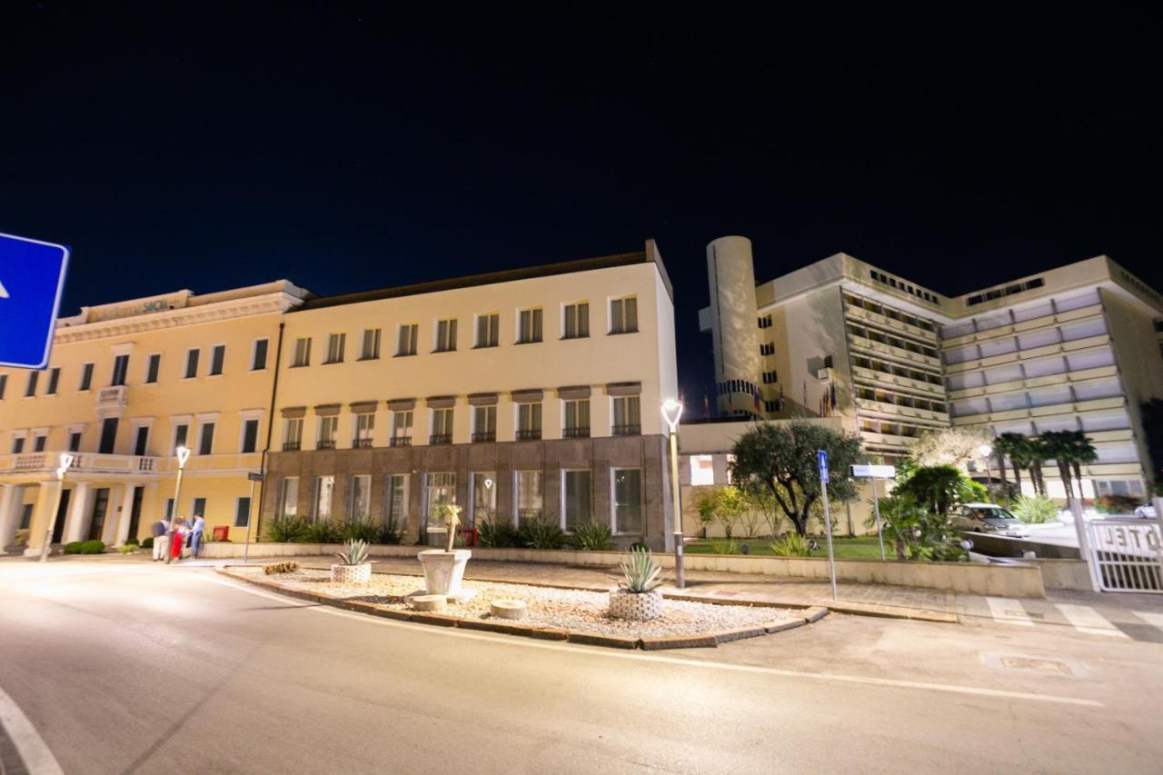 Hotel Savoia Thermae & Spa (Adults Only) 아바노테르메 외부 사진